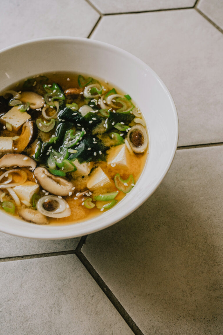 Low Carb Miso Soup: A Delicious and Healthy Recipe